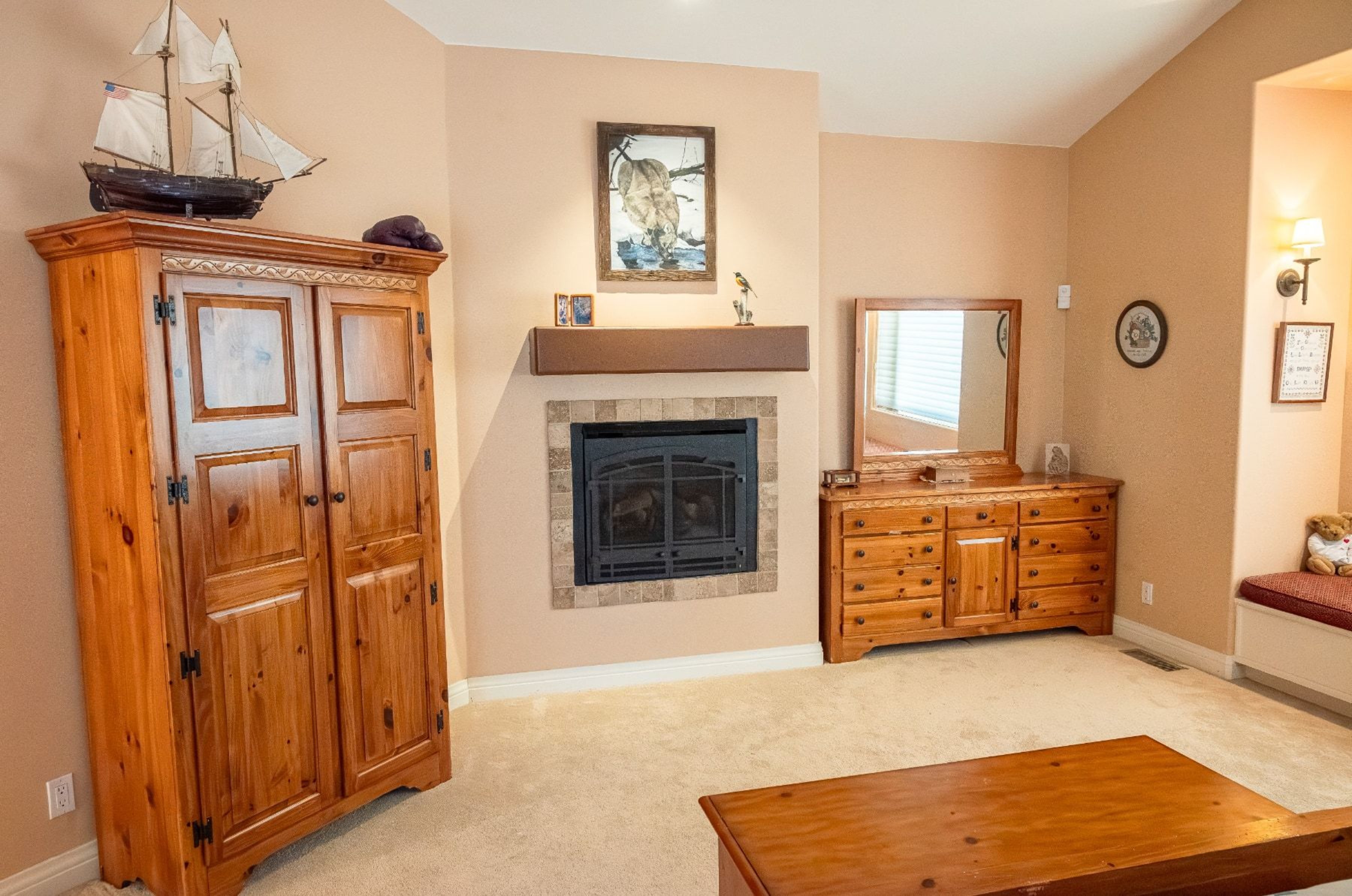  Beautiful Spacious Home, Privacy On 1.29 Acres - 物件實景
