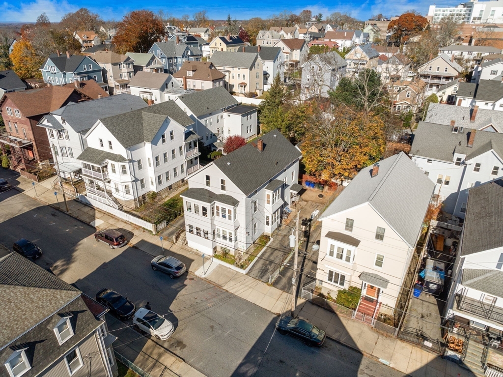 Fall River, Massachusetts, 02720, United States, 6 Bedrooms Bedrooms, ,2 BathroomsBathrooms,Residential,For Sale,1994928