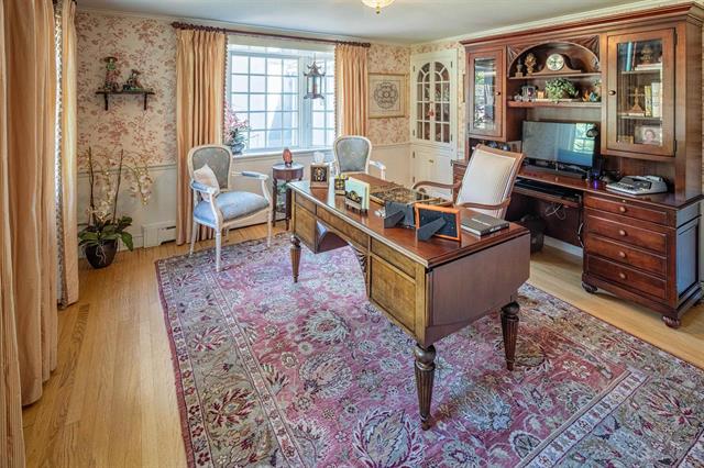Dover, New Hampshire, 03820, United States, 3 Bedrooms Bedrooms, ,4 BathroomsBathrooms,Residential,For Sale,1926257