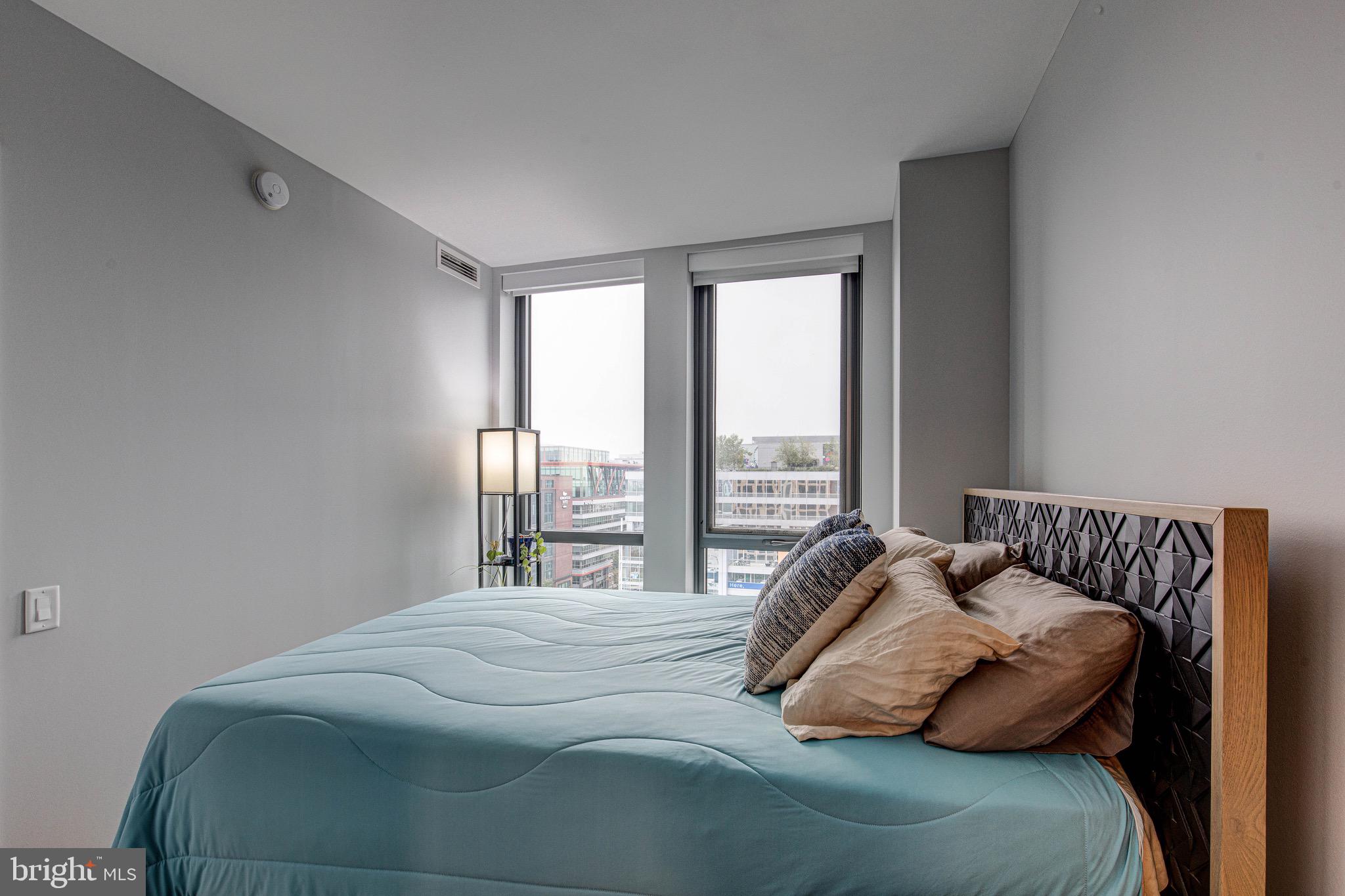 Washington, District of Columbia, 20003, United States, 2 Bedrooms Bedrooms, ,1 BathroomBathrooms,Residential,For Sale,1895194