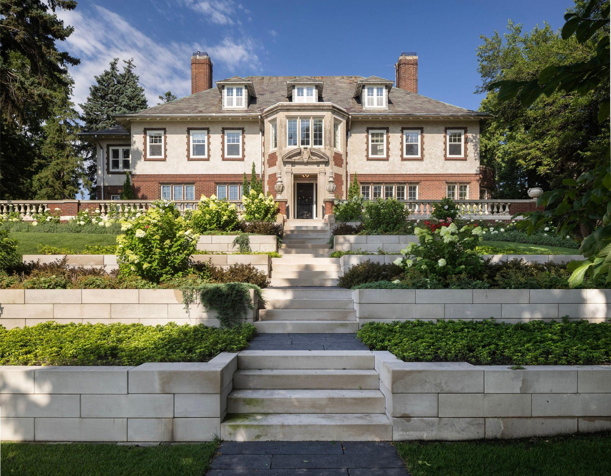 Minneapolis, Minnesota, 55416, United States, 5 Bedrooms Bedrooms, ,4 BathroomsBathrooms,Residential,For Sale,1907666