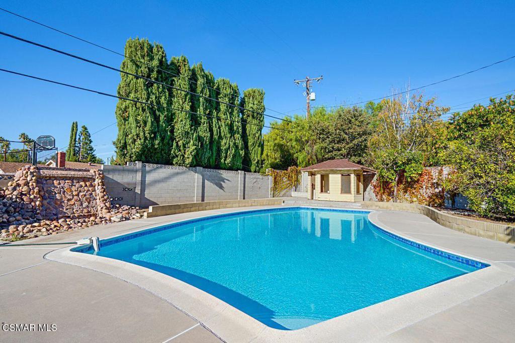 Thousand Oaks, California, 91362, United States, 4 Bedrooms Bedrooms, ,3 BathroomsBathrooms,Residential,For Sale,1990954