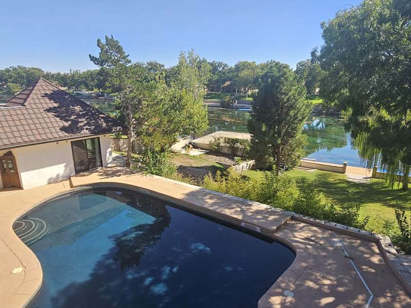 Carlsbad, New Mexico, 88220, United States, 5 Bedrooms Bedrooms, ,5 BathroomsBathrooms,Residential,For Sale,1984272