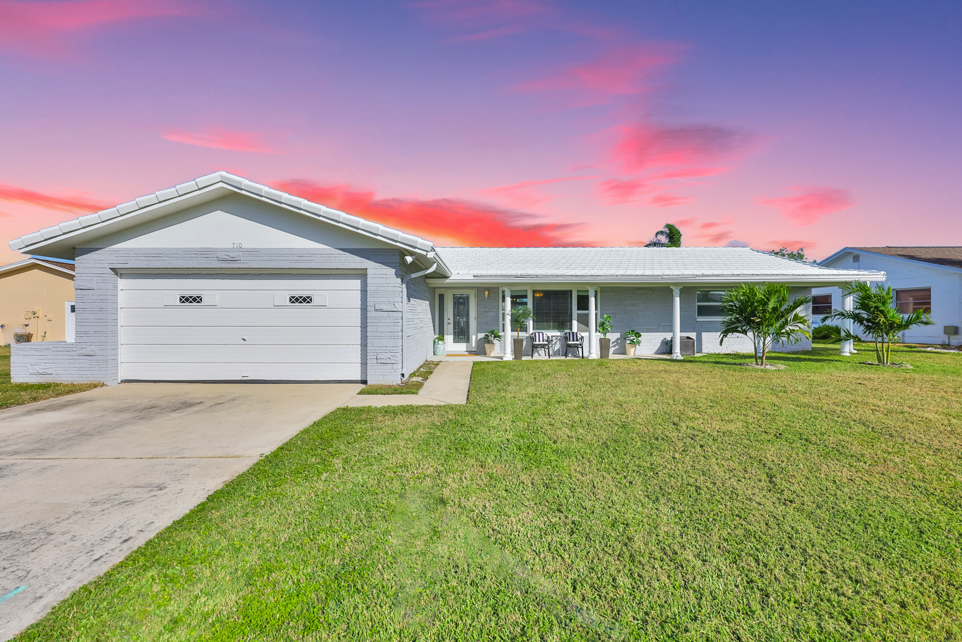 Treasure Island, Florida, 33706, United States, 3 Bedrooms Bedrooms, ,2 BathroomsBathrooms,Residential,For Sale,1982782