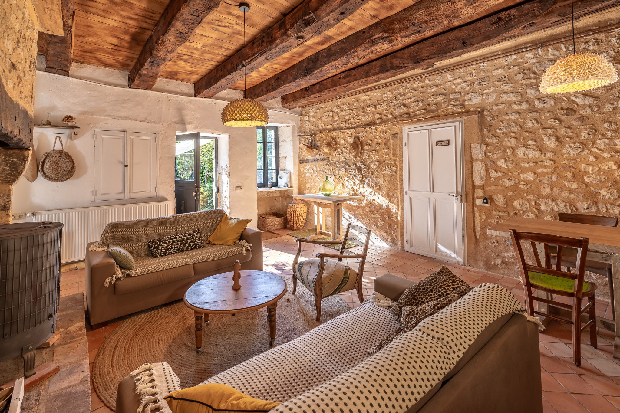  A Hidden Hamlet in the Heart of the Périgord, Offering Five Separate Residences - 物件實景