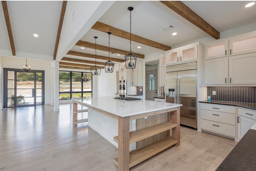 204 Beverly Hills Lane, Kerrville, Texas, 78028, United States, 4 Bedrooms Bedrooms, ,3 BathroomsBathrooms,Residential,For Sale,204 Beverly Hills Lane,1645289
