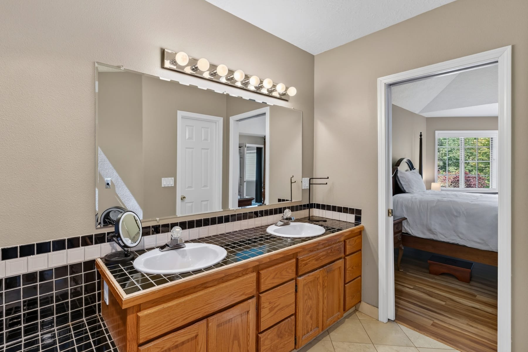  8670 SW ROGUE LN Wilsonville, OR 97070 - 物件實景