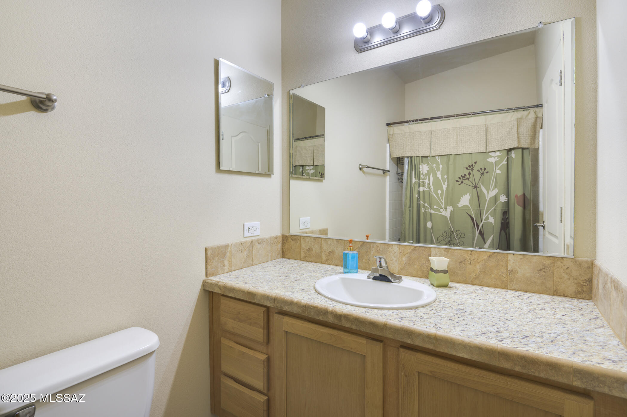 Amado, Arizona, 85645, United States, 5 Bedrooms Bedrooms, ,4 BathroomsBathrooms,Residential,For Sale,1752997