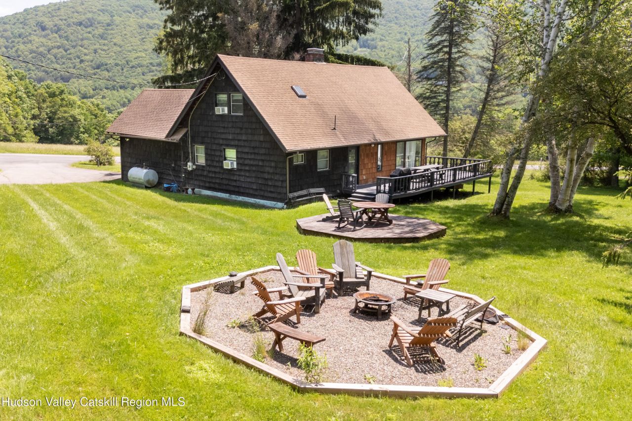 Denver, New York, 12421, United States, 4 Bedrooms Bedrooms, ,2 BathroomsBathrooms,Residential,For Sale,1890503