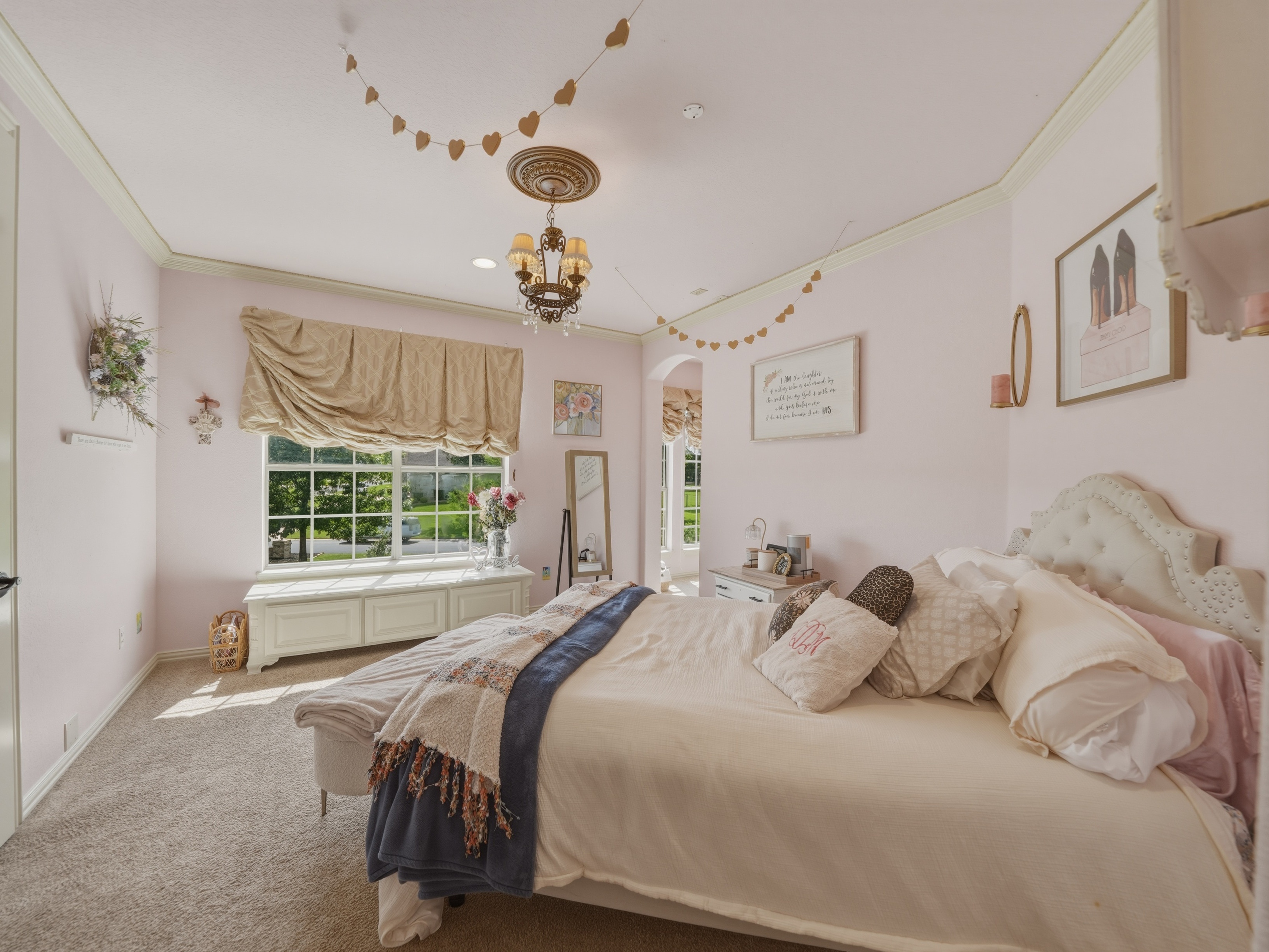  Premier Gated Lakefront Estate, Panoramic Water Views and Timeless Craftsmanship - 物件實景