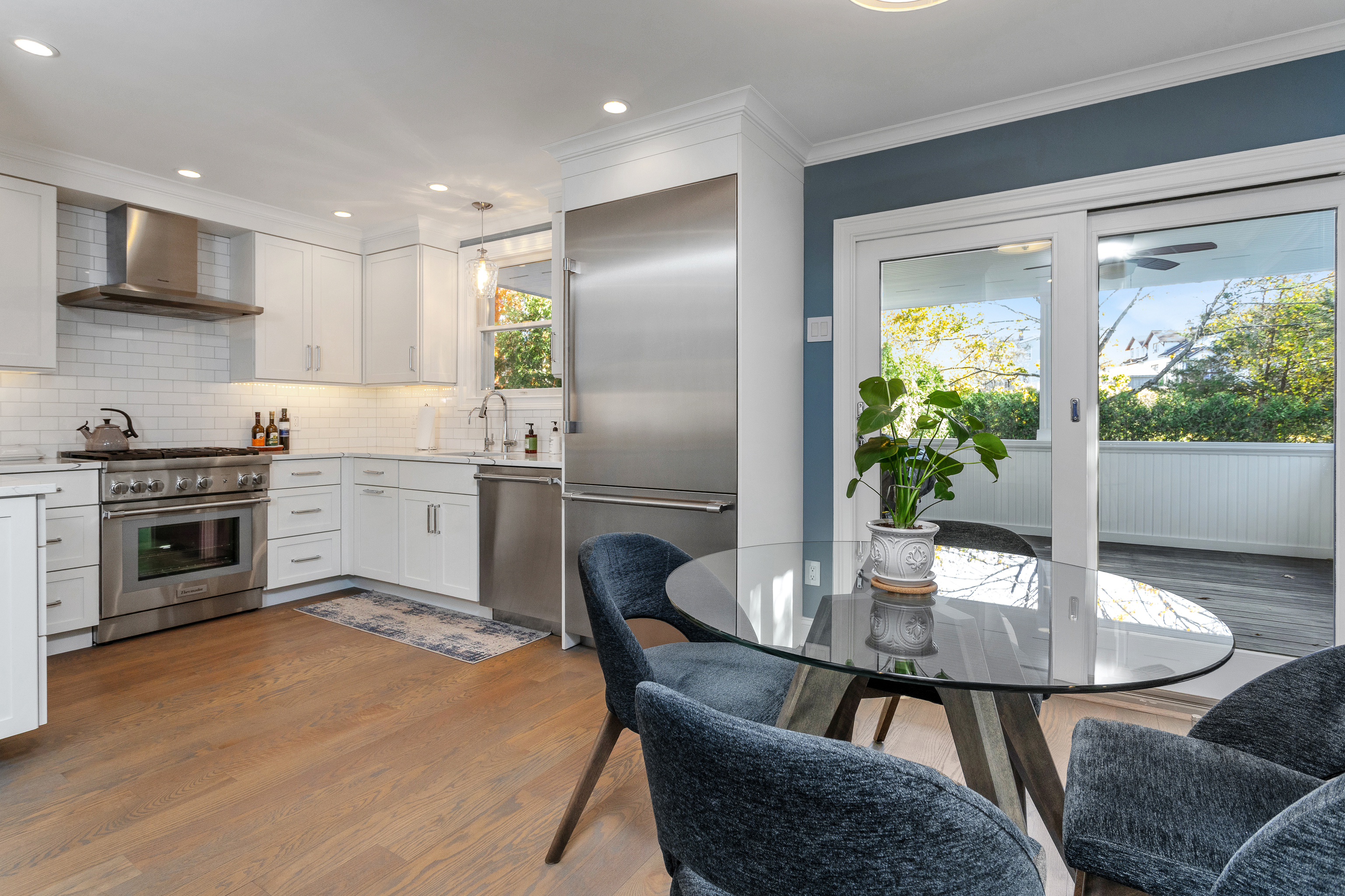 Stamford, Connecticut, 06905, United States, 2 Bedrooms Bedrooms, ,3 BathroomsBathrooms,Residential,For Sale,1987765