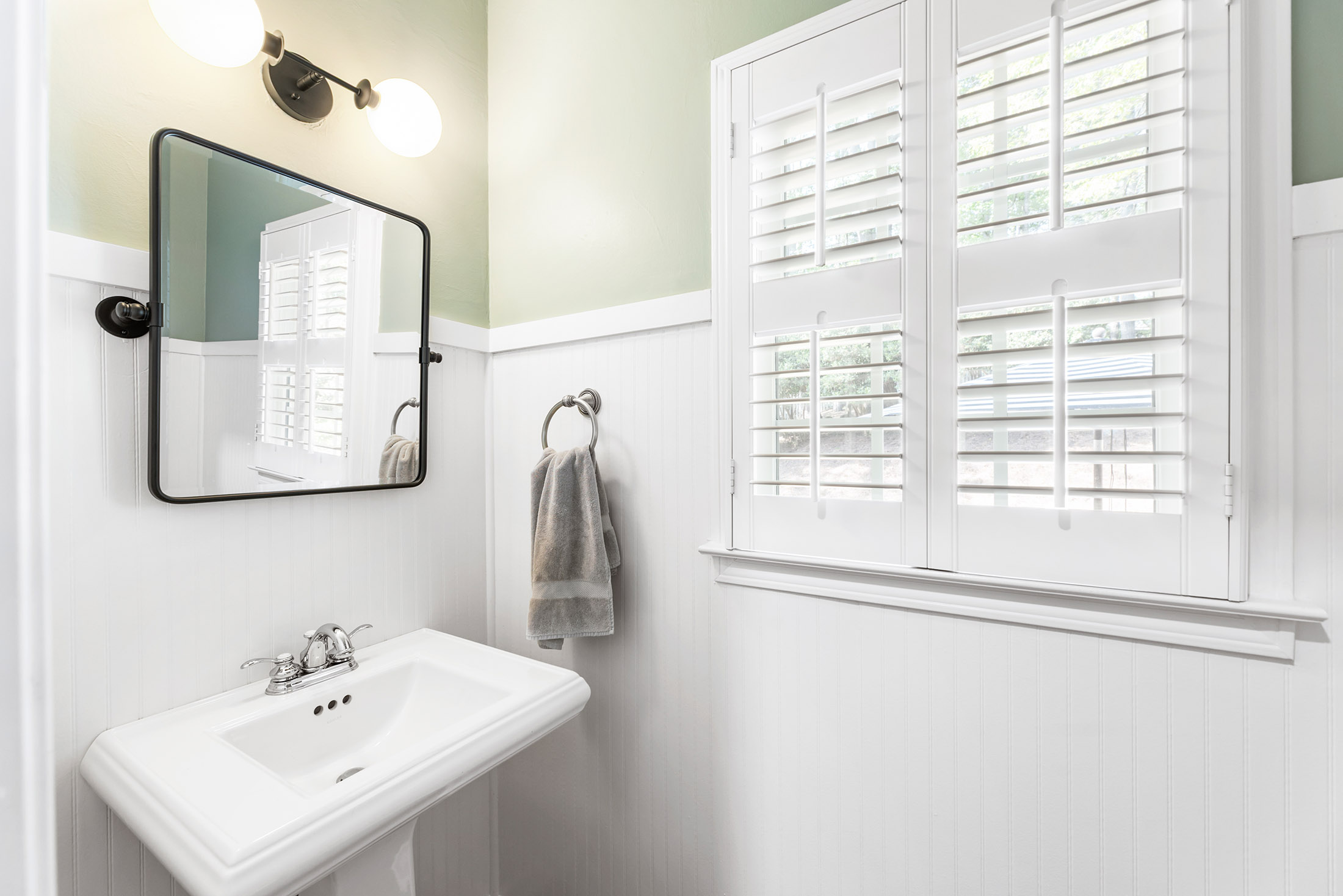  Completely Renovated Home in Desirable Location - 物件實景