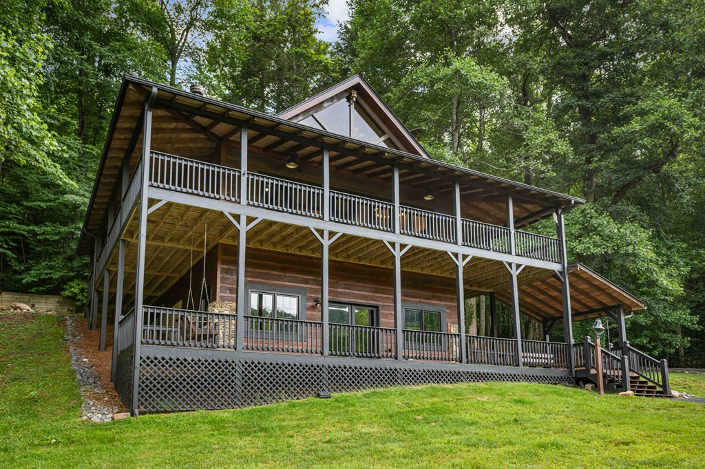 Blue Ridge, Georgia, 30513, United States, 3 Bedrooms Bedrooms, ,3 BathroomsBathrooms,Residential,For Sale,1974409