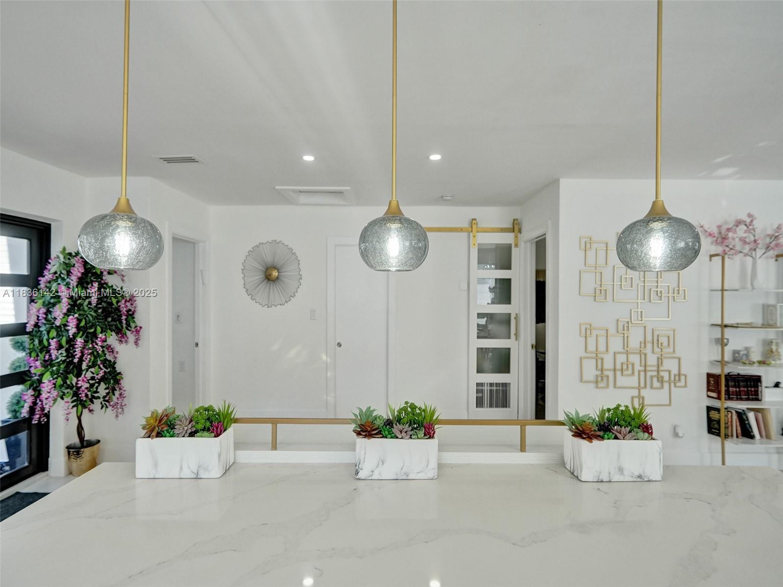 Hollywood, Florida, 33019, United States, 3 Bedrooms Bedrooms, ,2 BathroomsBathrooms,Residential,For Sale,1898660