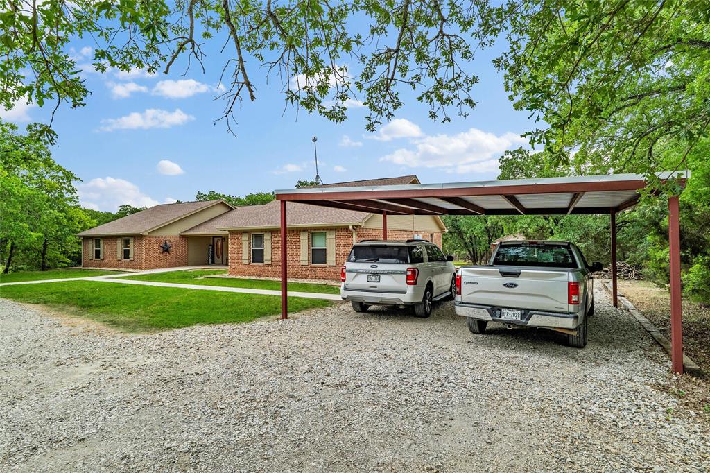 Weatherford, Texas, 76088, United States, 5 Bedrooms Bedrooms, ,4 BathroomsBathrooms,Residential,For Sale,1920303