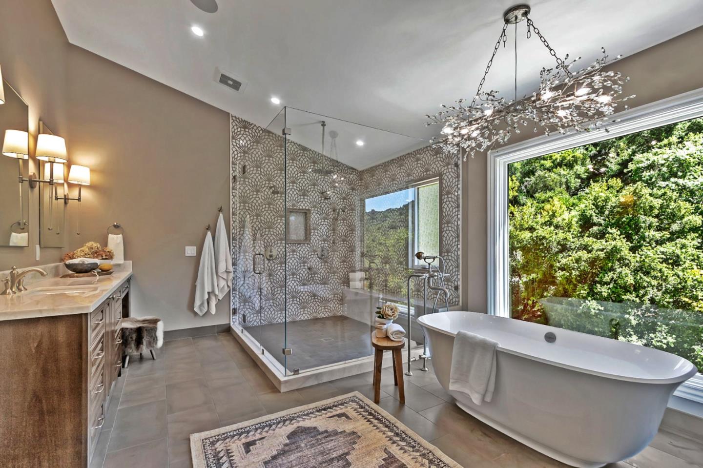 Los Gatos, California, 95032, United States, 8 Bedrooms Bedrooms, ,11 BathroomsBathrooms,Residential,For Sale,1855941