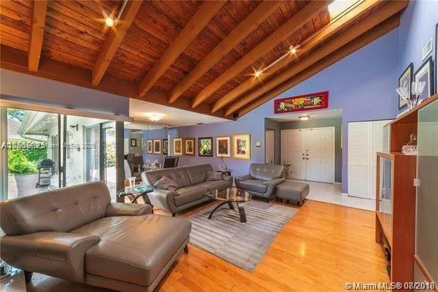 Hollywood, Florida, 33021, United States, 3 Bedrooms Bedrooms, ,3 BathroomsBathrooms,Residential,For Sale,1913231