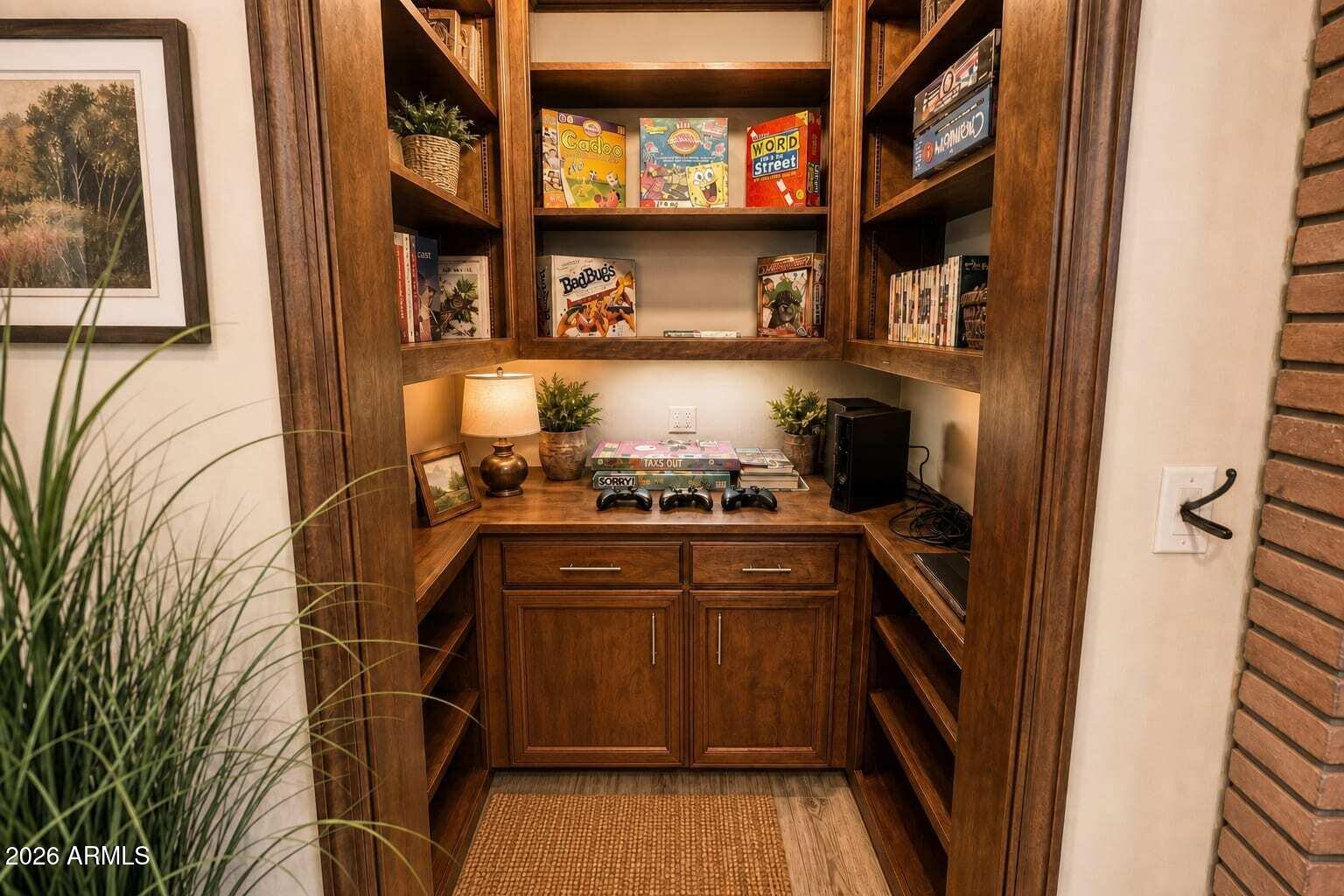 Scottsdale, Arizona, 85250, United States, 3 Bedrooms Bedrooms, ,2 BathroomsBathrooms,Residential,For Sale,2048831