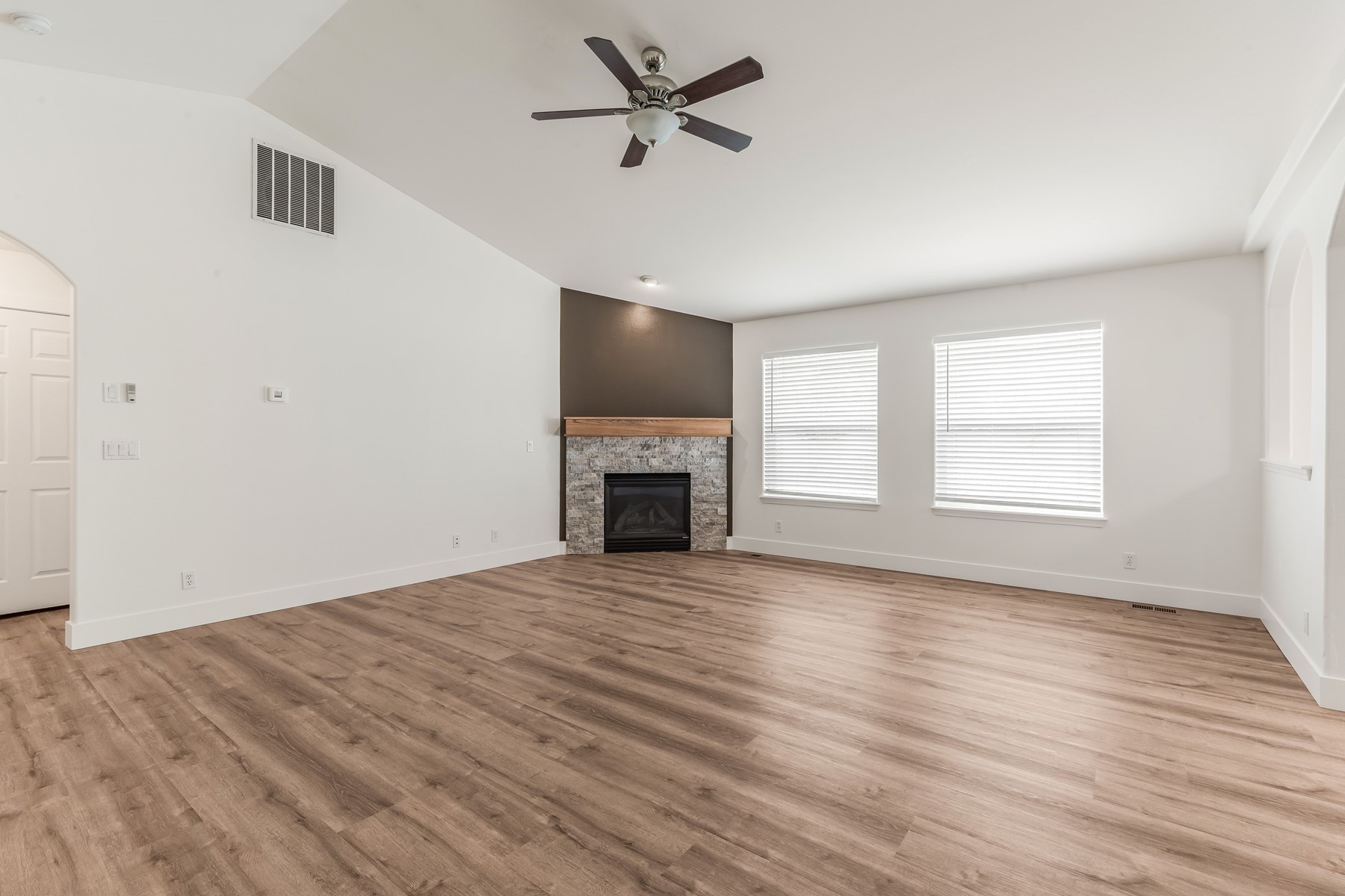  Remodeled and Affordable 3/2 in Fieldstone - 物件實景