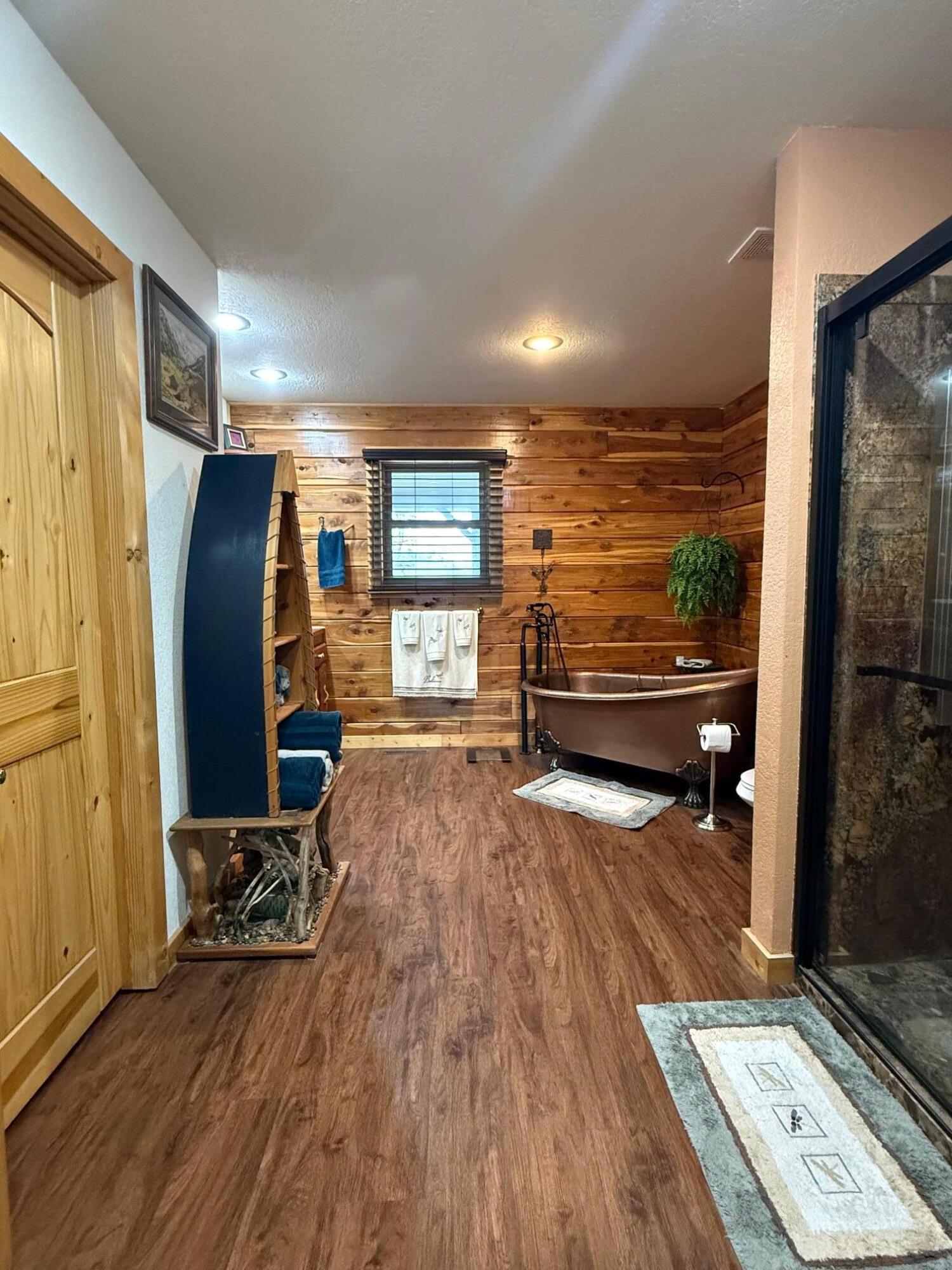 Norwood, Missouri, 65717, United States, 3 Bedrooms Bedrooms, ,3 BathroomsBathrooms,Residential,For Sale,2005497