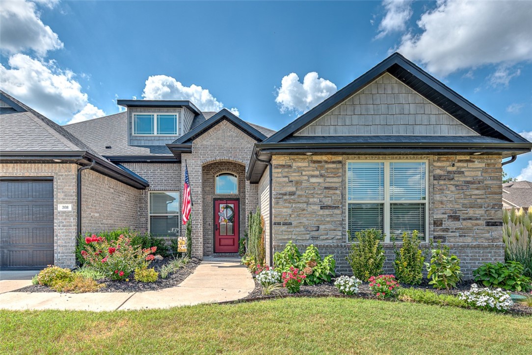 Cave Springs, Arkansas, 72718, United States, 4 Bedrooms Bedrooms, ,3 BathroomsBathrooms,Residential,For Sale,1919634