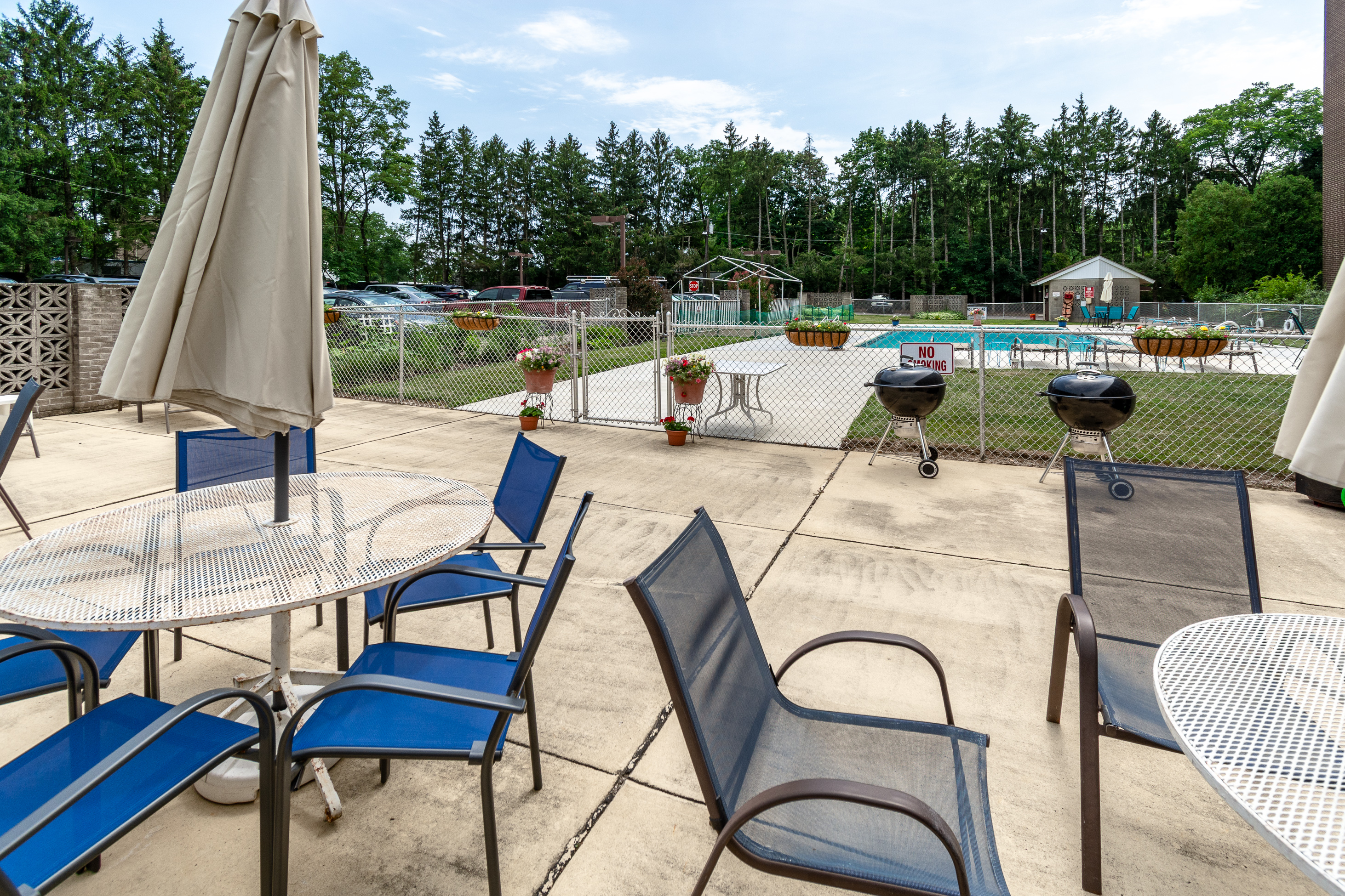  Pristine Apartment with Plentiful Storage and a Pool - 物件實景