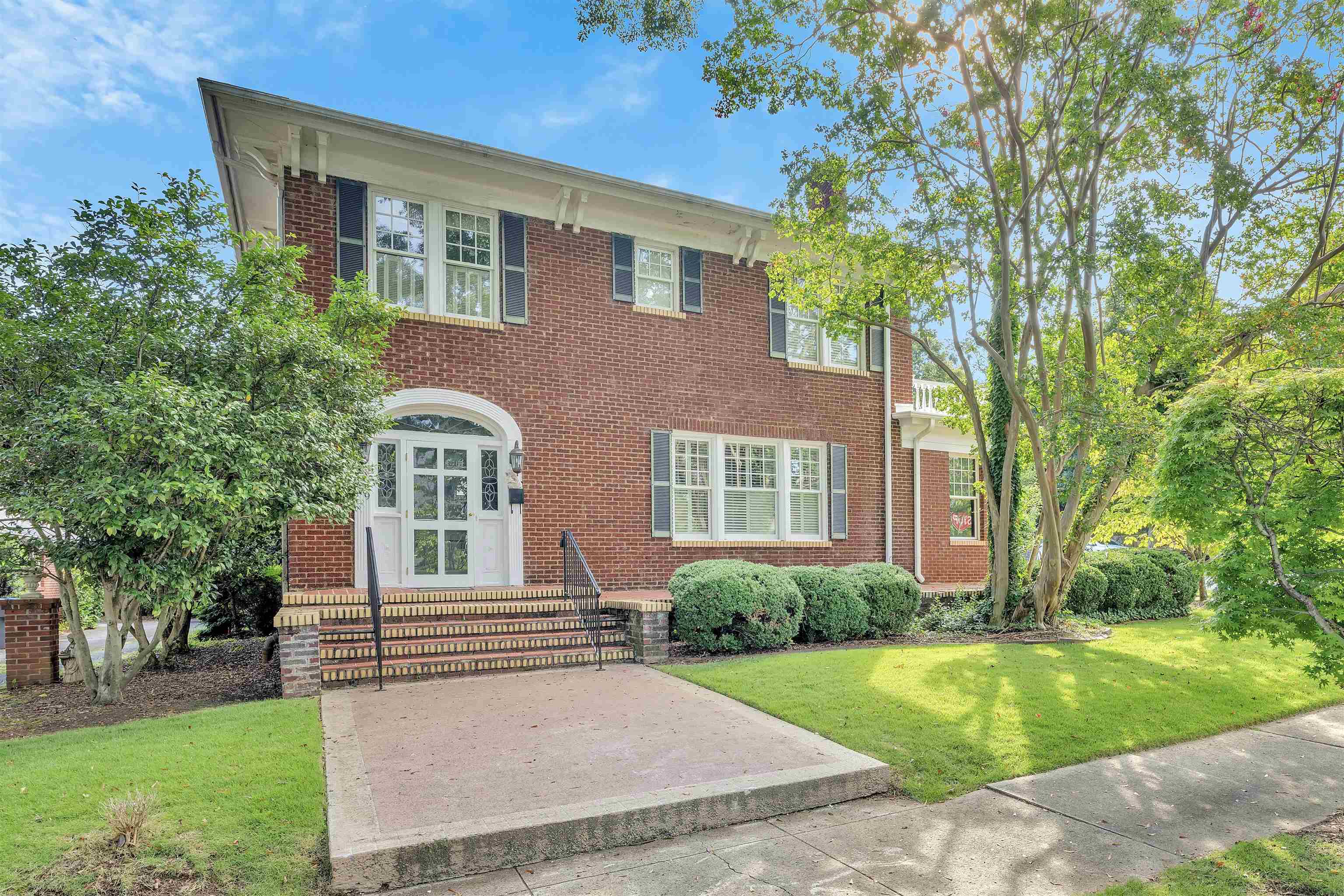 Spartanburg, South Carolina, 29302, United States, 4 Bedrooms Bedrooms, ,5 BathroomsBathrooms,Residential,For Sale,1919560