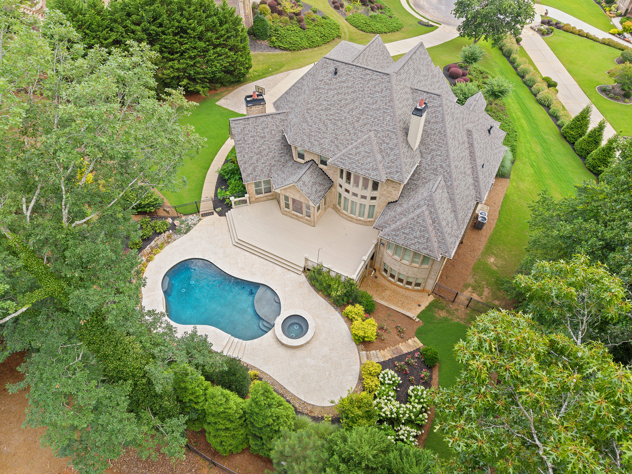  Luxury Living Centered Around a Stunning New Pool and Spa - 物件實景