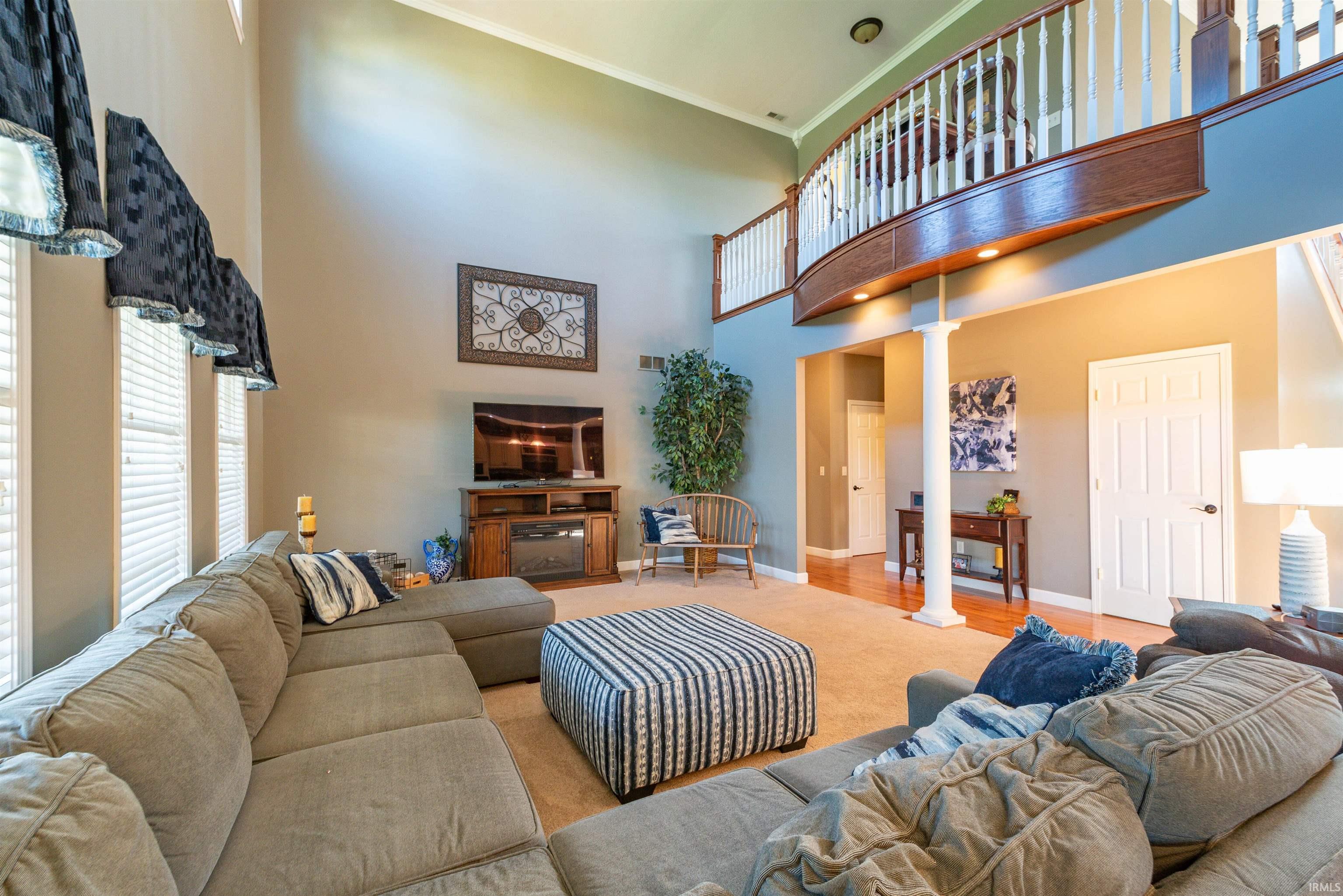 Bloomington, Indiana, 47403-4040, United States, 4 Bedrooms Bedrooms, ,4 BathroomsBathrooms,Residential,For Sale,1922881