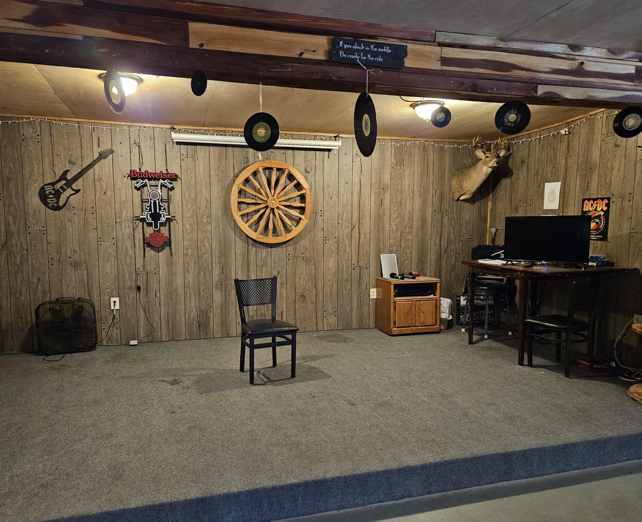 Aurora, Missouri, 65605, United States, 4 Bedrooms Bedrooms, ,2 BathroomsBathrooms,Residential,For Sale,1943592