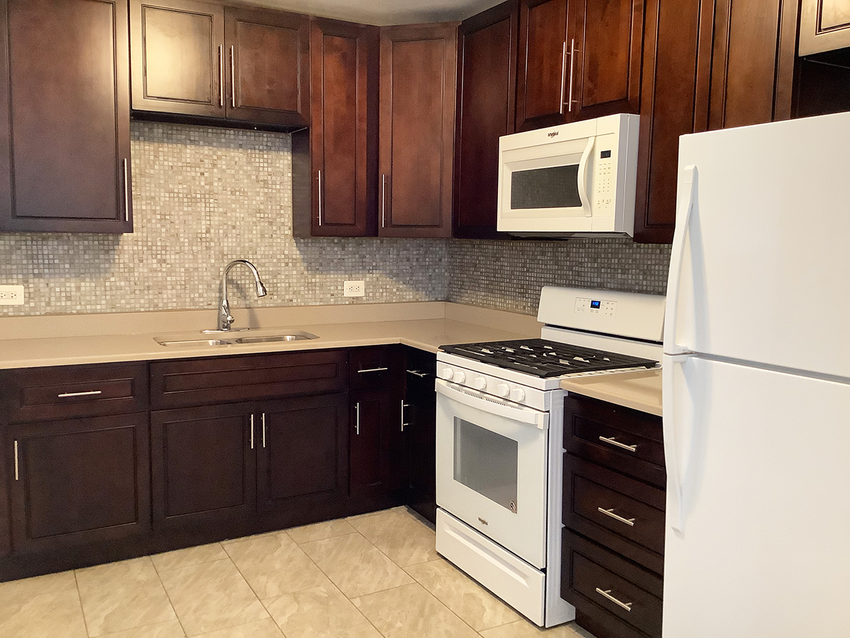 Chicago, Illinois, 60620, United States, 14 Bedrooms Bedrooms, ,4 BathroomsBathrooms,Residential,For Sale,1983159