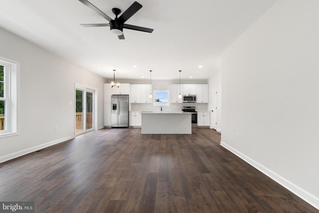 Boyce, Virginia, 22620, United States, 3 Bedrooms Bedrooms, ,3 BathroomsBathrooms,Residential,For Sale,1980169