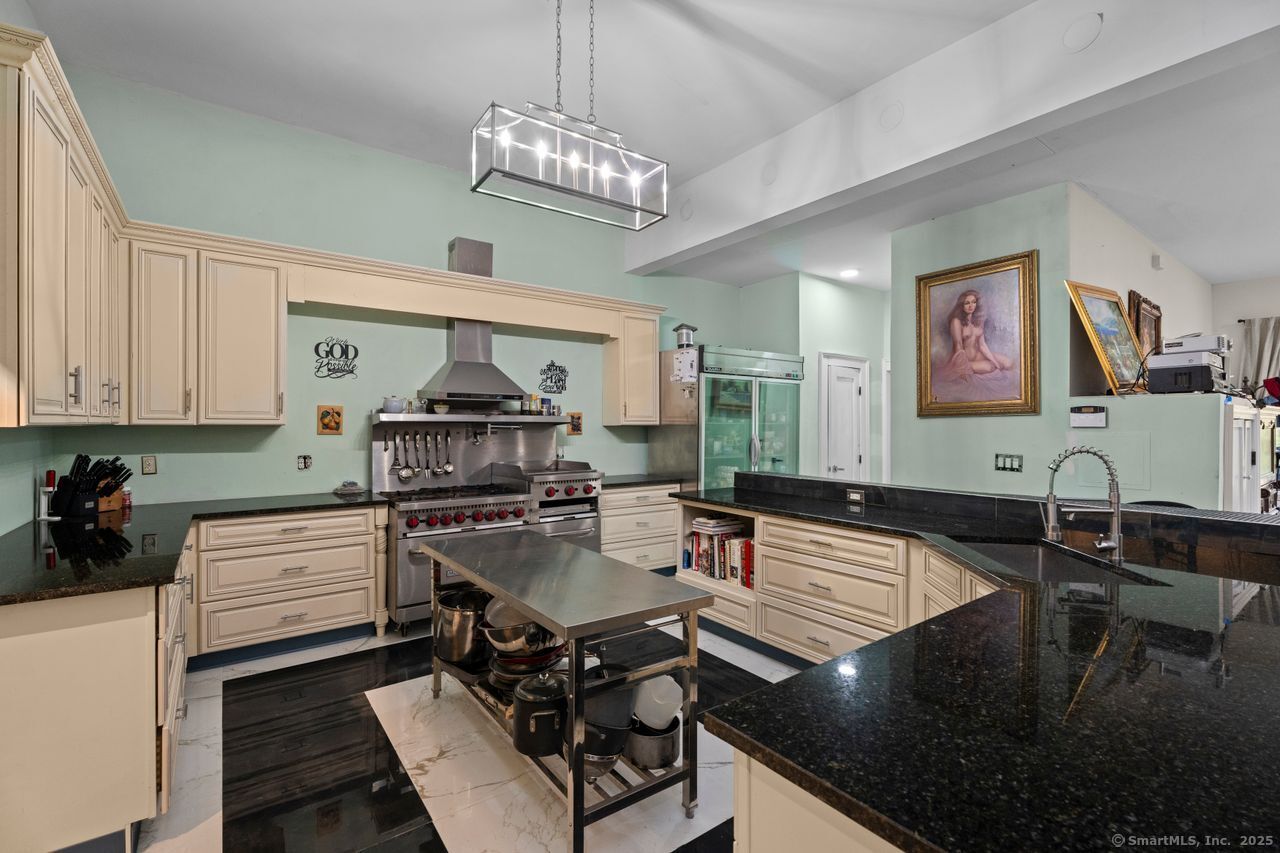 East Haddam, Connecticut, 06423, United States, 3 Bedrooms Bedrooms, ,2 BathroomsBathrooms,Residential,For Sale,1988213