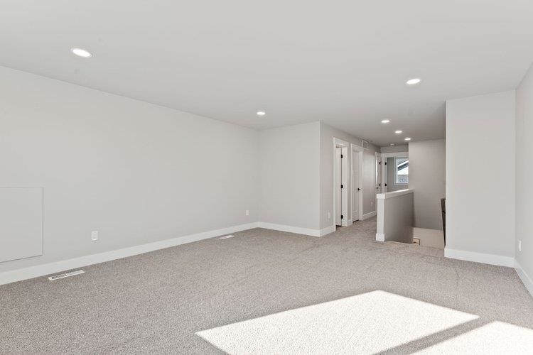 Colbert, Washington, 99005, United States, 4 Bedrooms Bedrooms, ,3 BathroomsBathrooms,Residential,For Sale,1890312