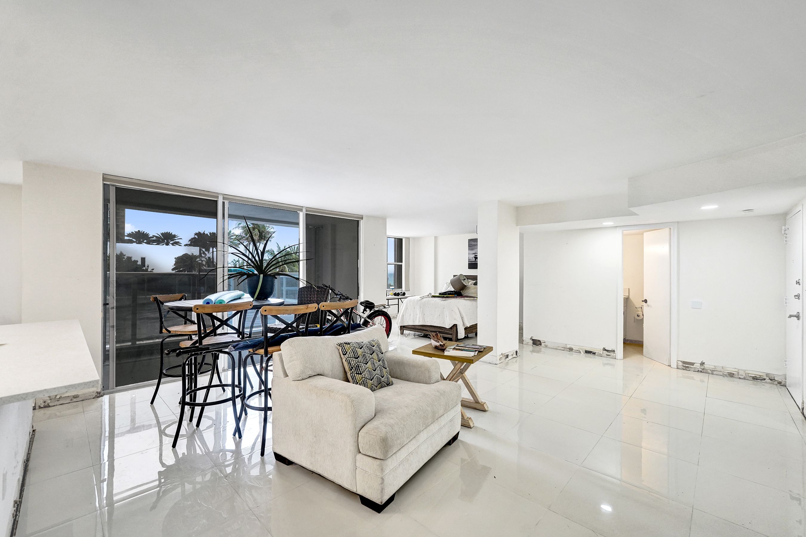  2751 S Ocean Drive, Hollywood, FL, 33019 - 物件實景