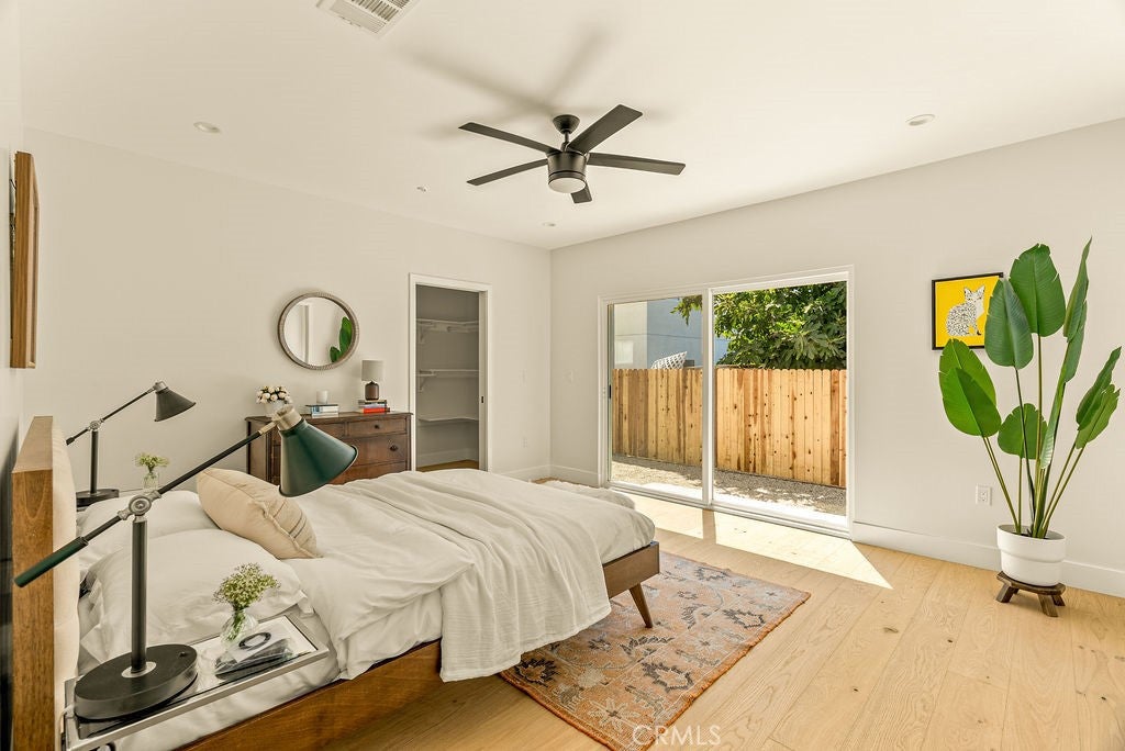 Los Angeles, California, 90018, United States, 3 Bedrooms Bedrooms, ,2 BathroomsBathrooms,Residential,For Sale,1905808