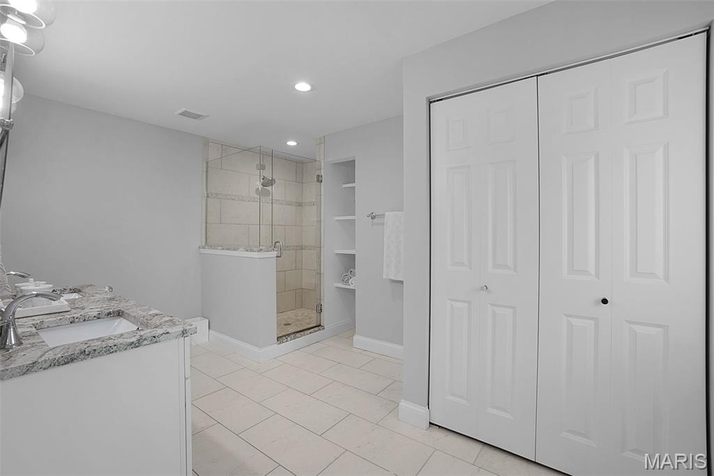 Warson Woods, Missouri, 63122, United States, 4 Bedrooms Bedrooms, ,3 BathroomsBathrooms,Residential,For Sale,1987966