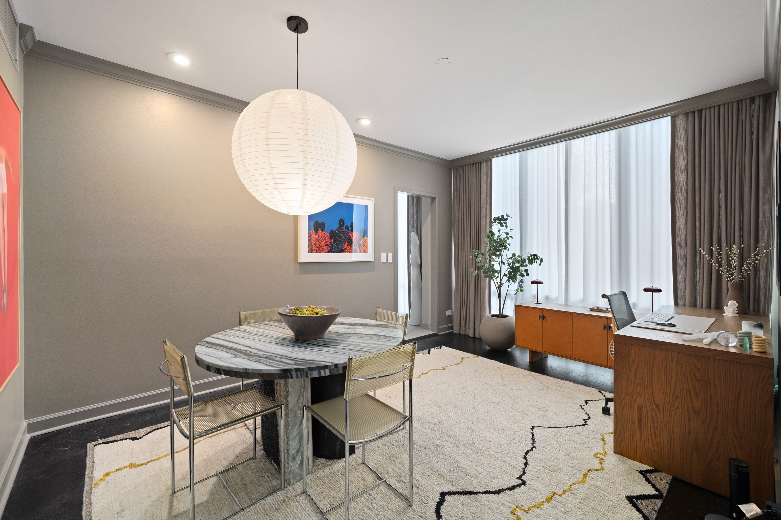 Rare Main-Level Residence at Plaza Towers - 物件實景