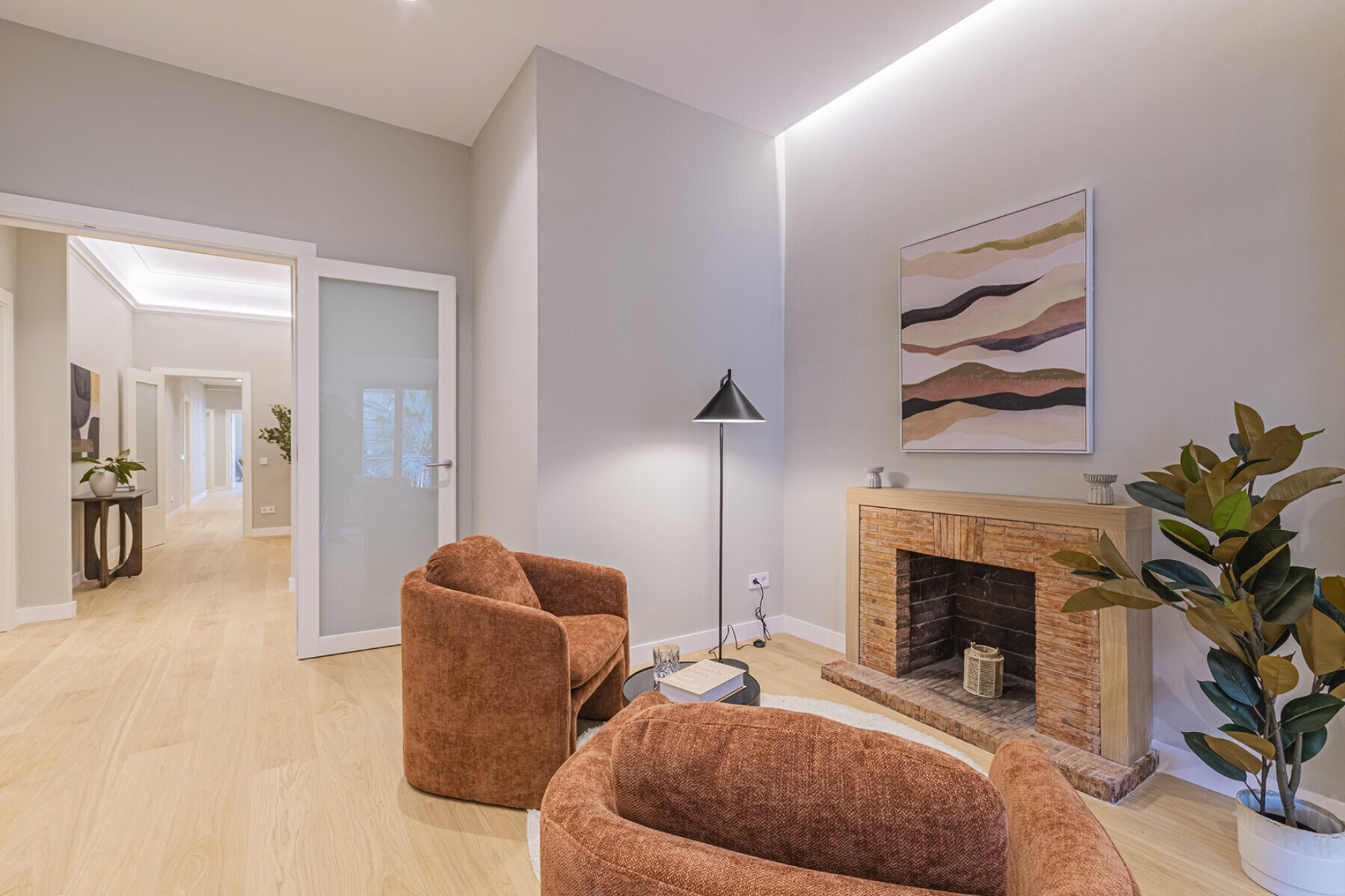  Elegant 5 Bedroom Renovated Apartment in Barcelona - 物件實景