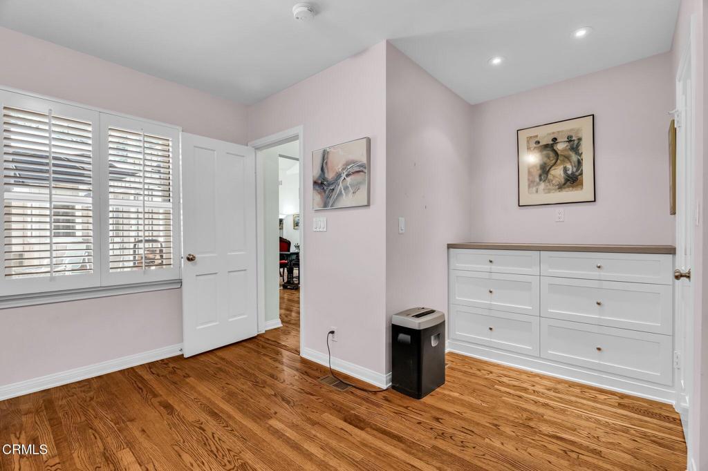 Altadena, California, 91001, United States, 3 Bedrooms Bedrooms, ,3 BathroomsBathrooms,Residential,For Sale,1903574
