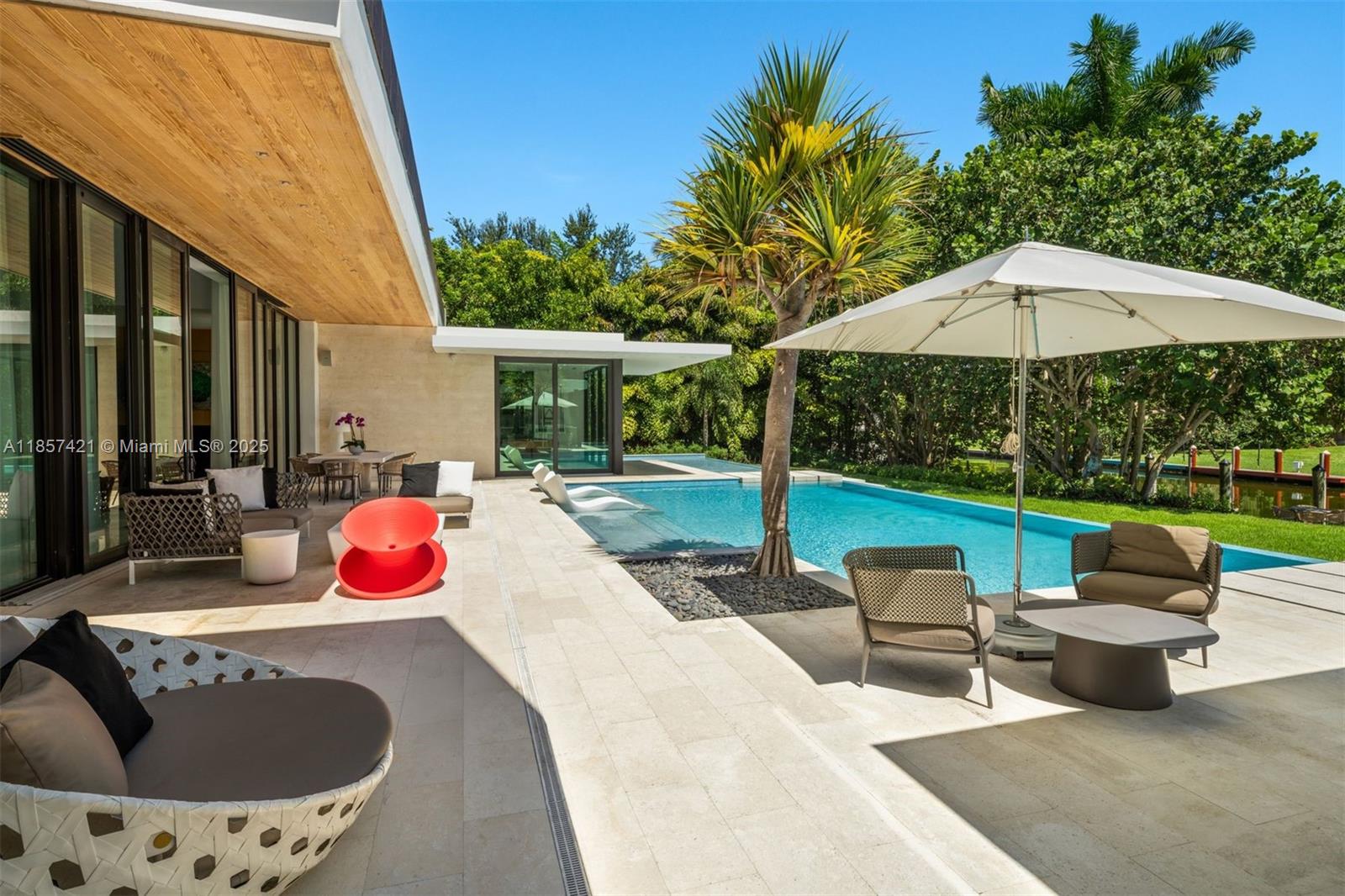 Coral Gables, Florida, 33156, United States, 8 Bedrooms Bedrooms, ,11 BathroomsBathrooms,Residential,For Sale,1938672