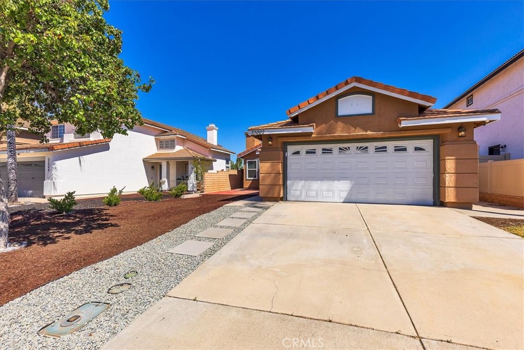 Temecula, California, 92592, United States, 3 Bedrooms Bedrooms, ,2 BathroomsBathrooms,Residential,For Sale,1926077