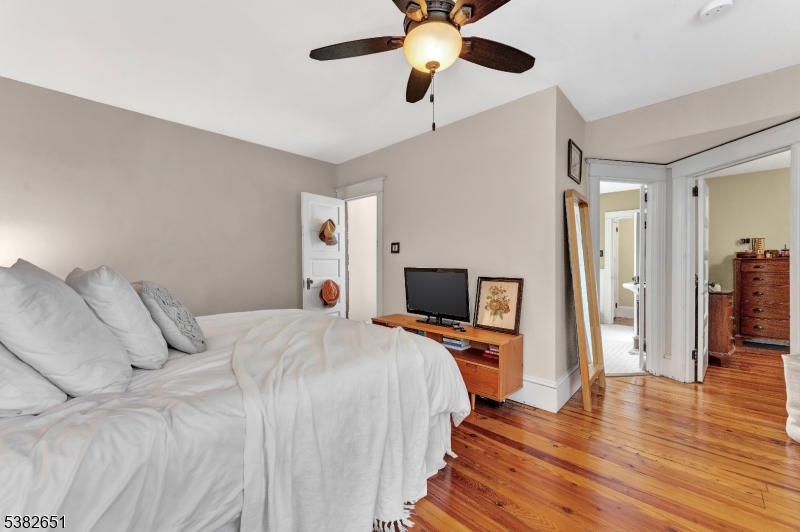 Califon Boro, New Jersey, 07830, United States, 3 Bedrooms Bedrooms, ,2 BathroomsBathrooms,Residential,For Sale,1958748