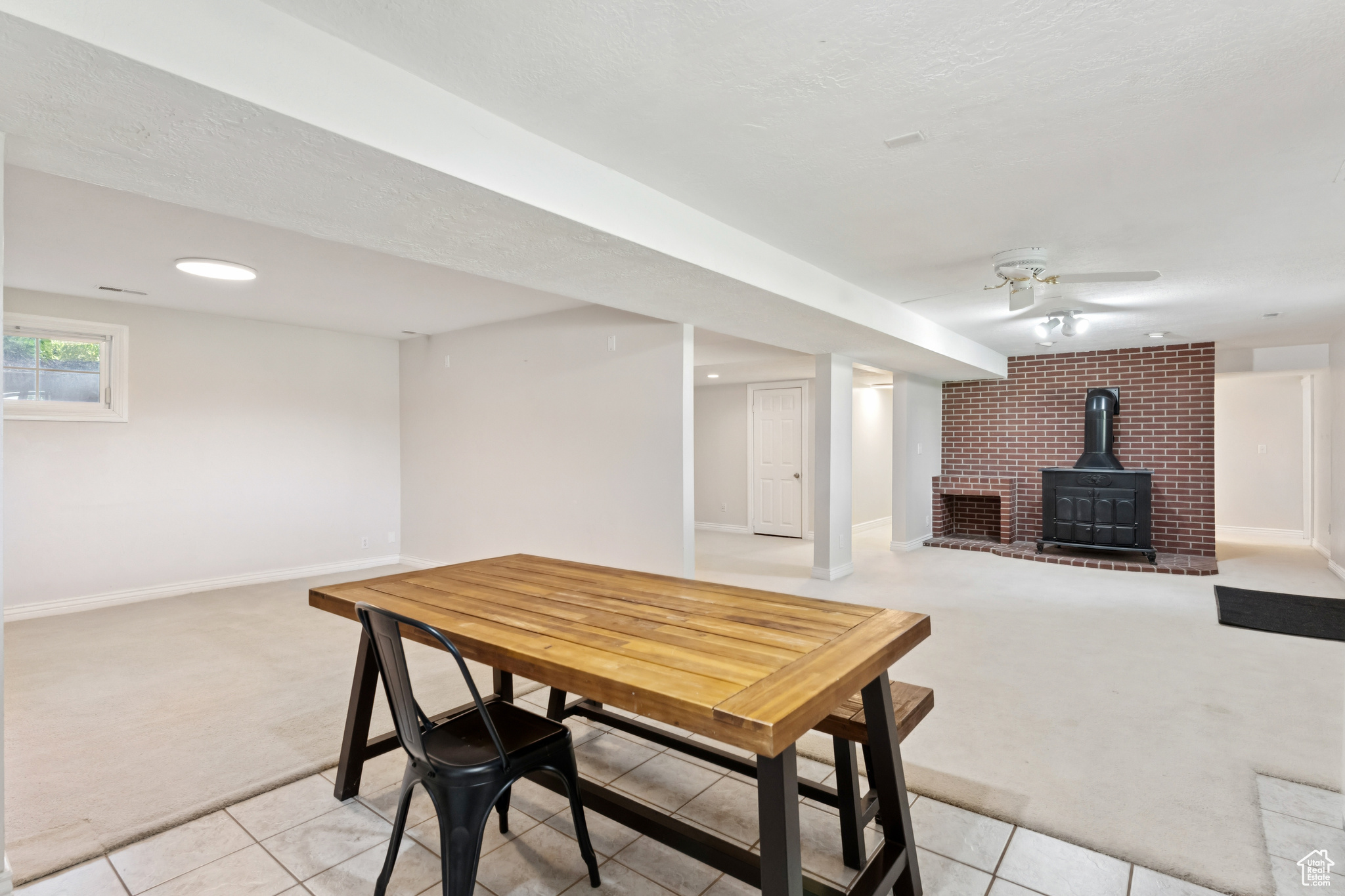 Draper, Utah, 84020, United States, 6 Bedrooms Bedrooms, ,4 BathroomsBathrooms,Residential,For Sale,1848551