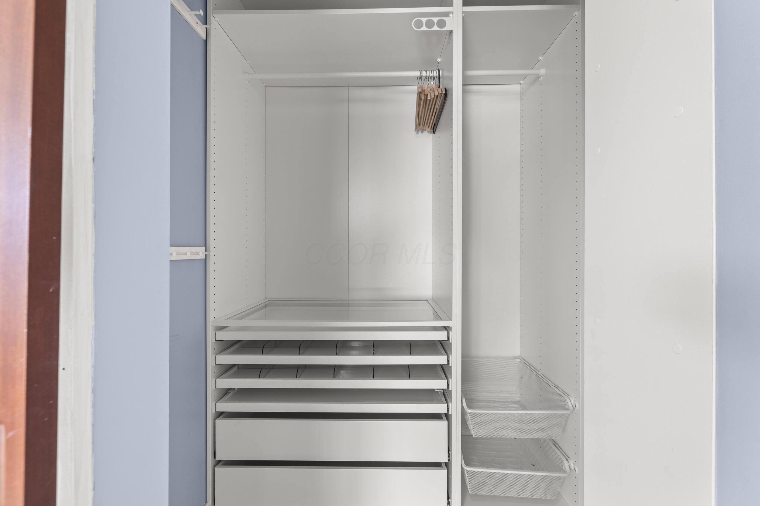 Columbus, Ohio, 43205, United States, 4 Bedrooms Bedrooms, ,4 BathroomsBathrooms,Residential,For Sale,2000888