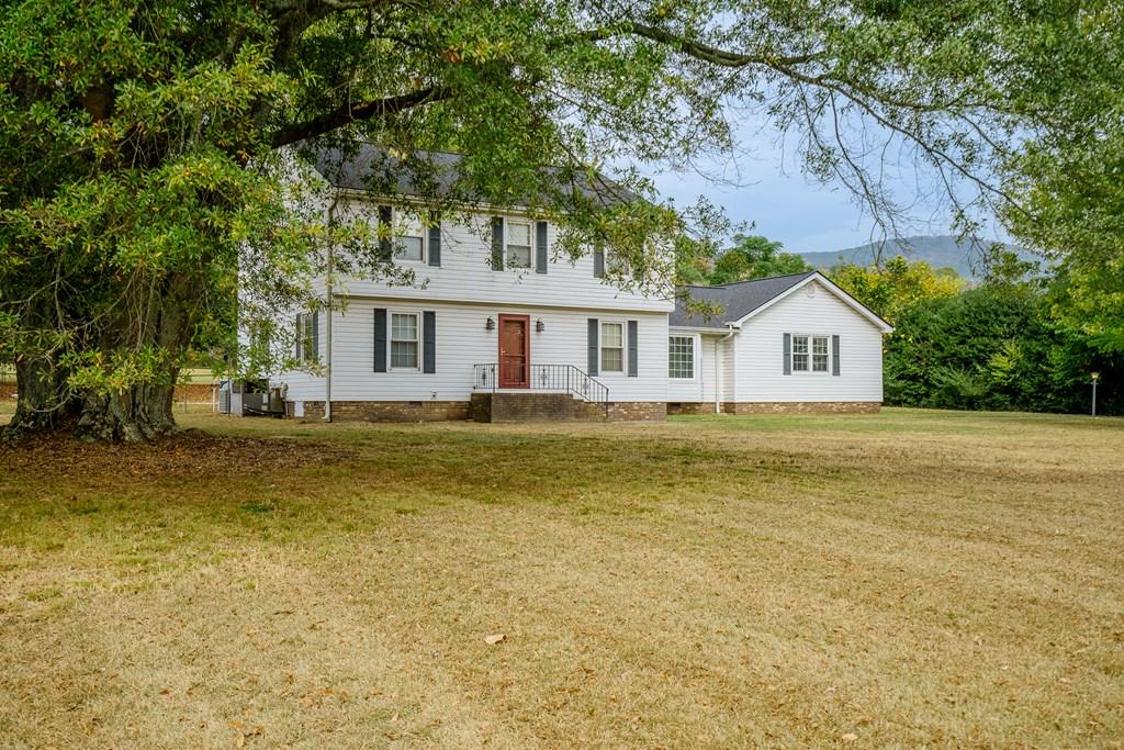 DALTON, Georgia, 30720, United States, 5 Bedrooms Bedrooms, ,3 BathroomsBathrooms,Residential,For Sale,1939085