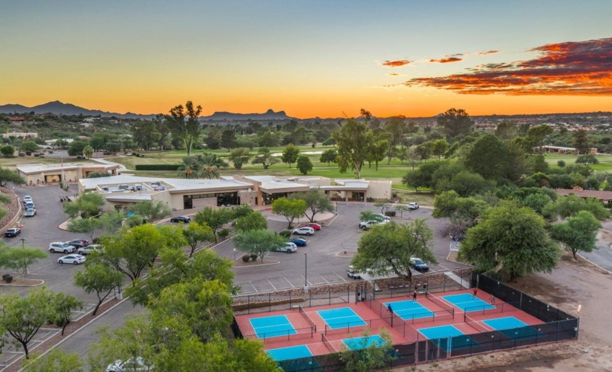  435 W Valoro Drive¦Tucson, AZ - 物件實景