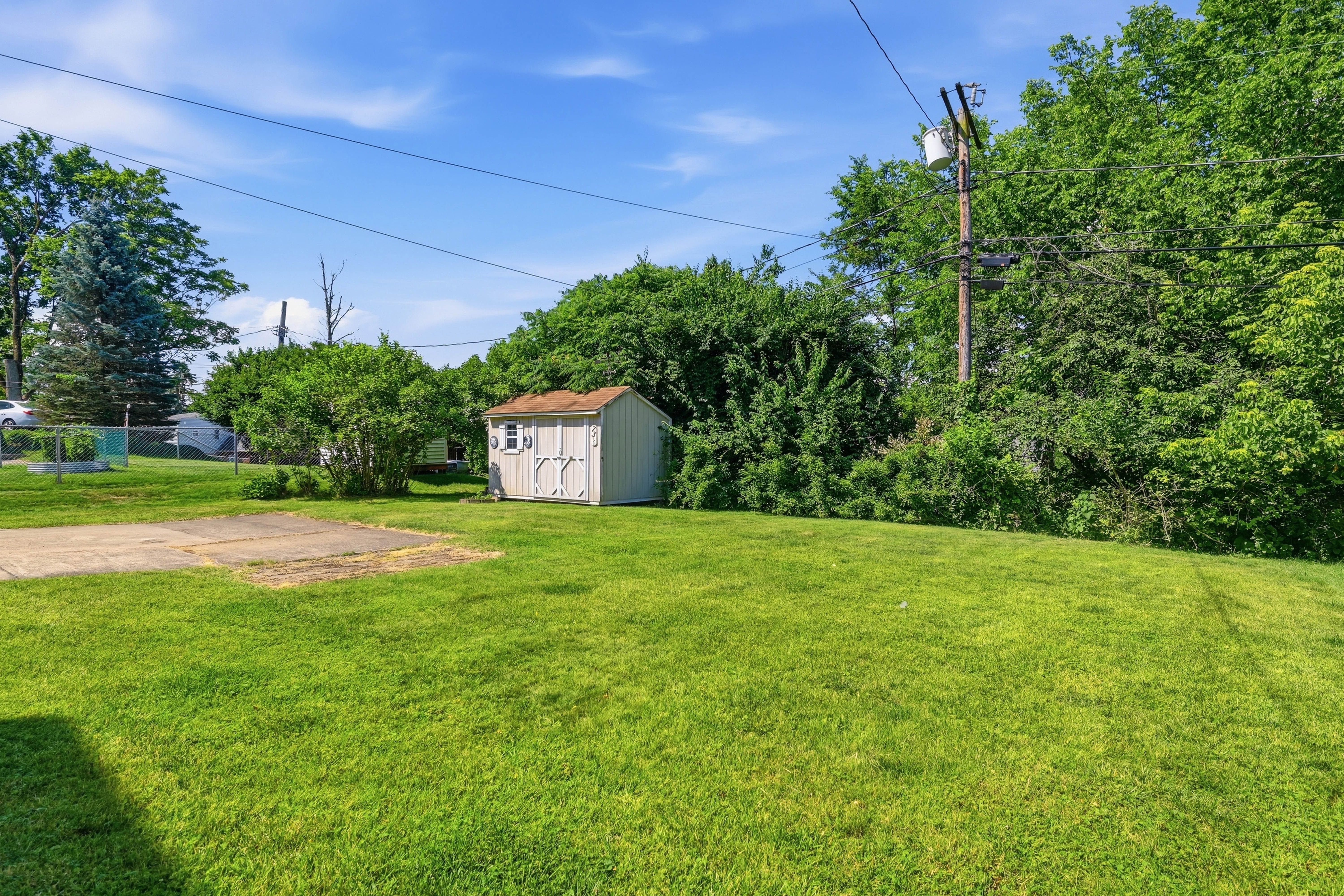  73 Clifford Drive, Pittsburgh, PA 15220 - 物件實景