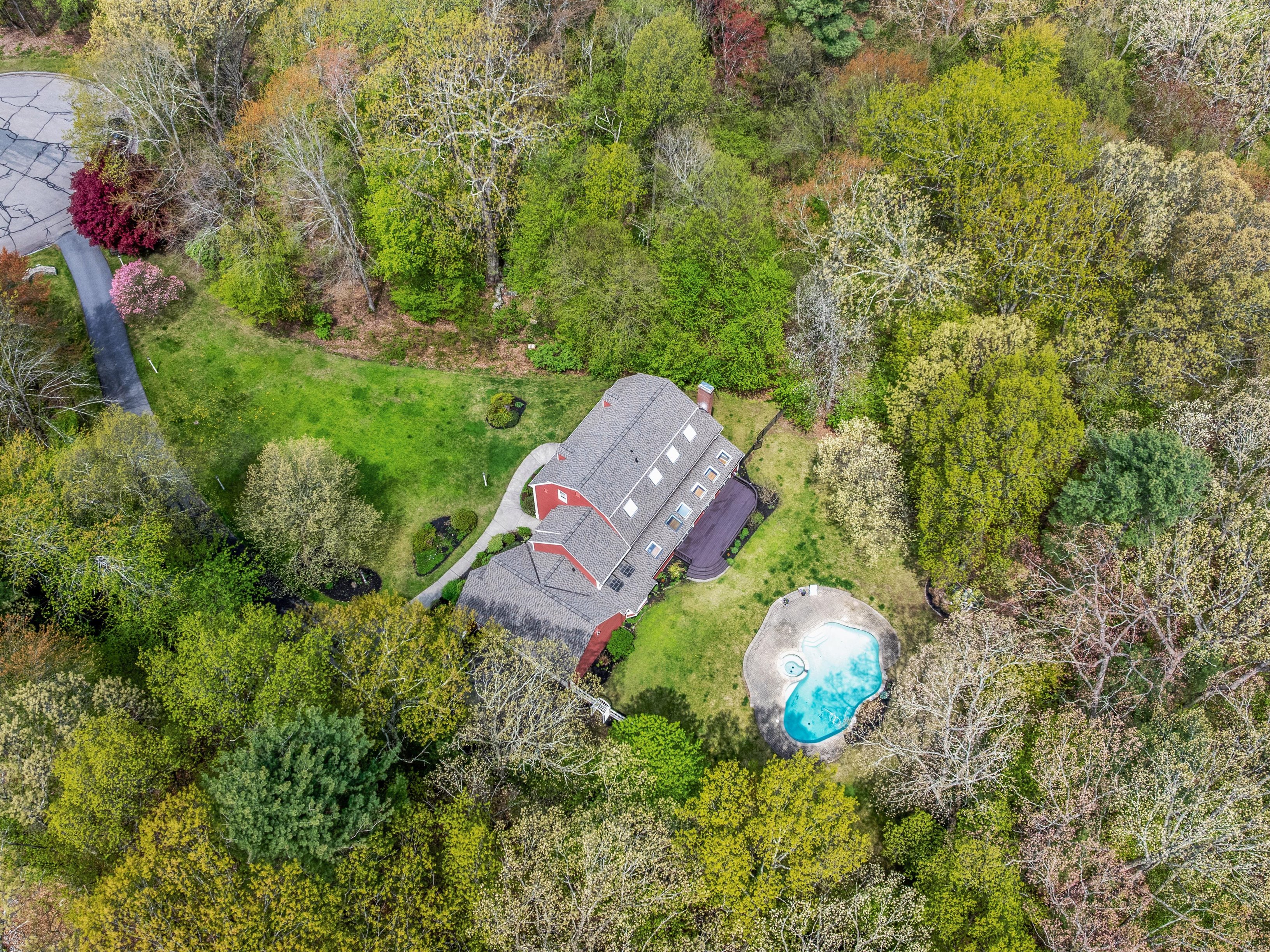  Stunning Fay Acres Colonial on almost 8 acres of land - 物件實景