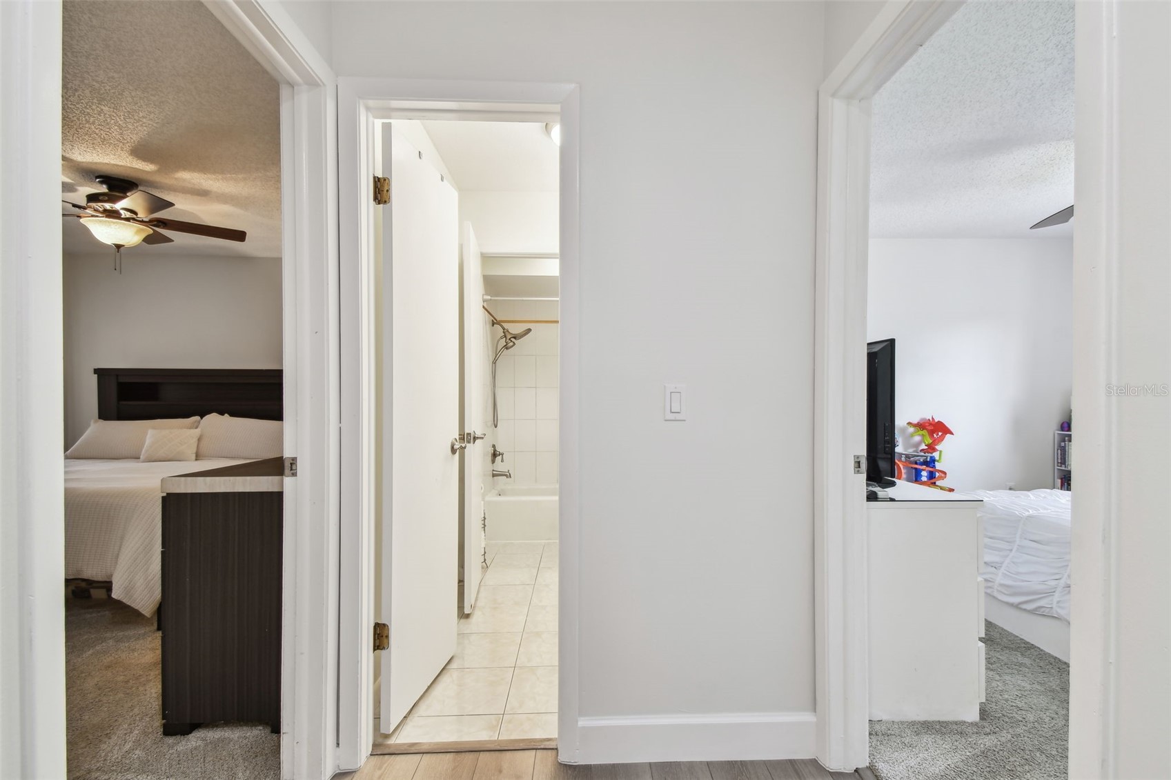 Tampa, Florida, 33615, United States, 3 Bedrooms Bedrooms, ,2 BathroomsBathrooms,Residential,For Sale,1915147